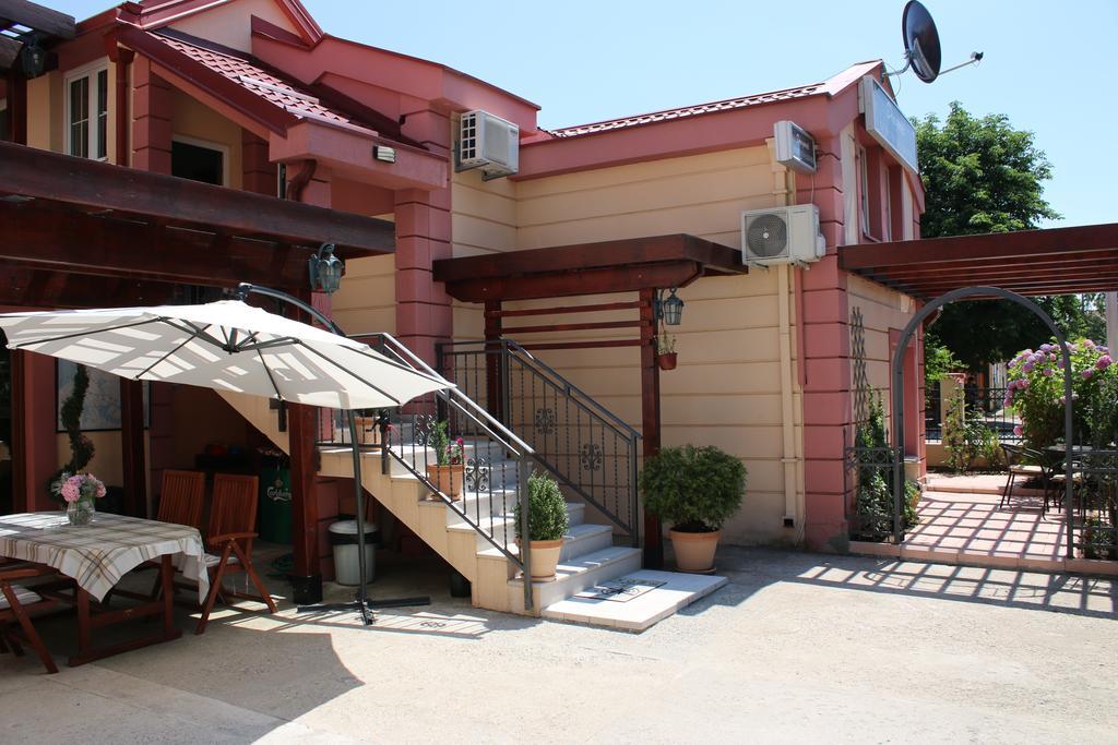 Apartments Dragovic Niksic Luaran gambar